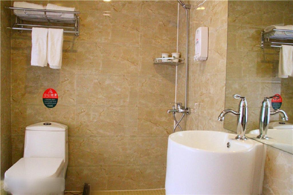 Greentree Inn Sanya He Ping Street Hotel Camera foto