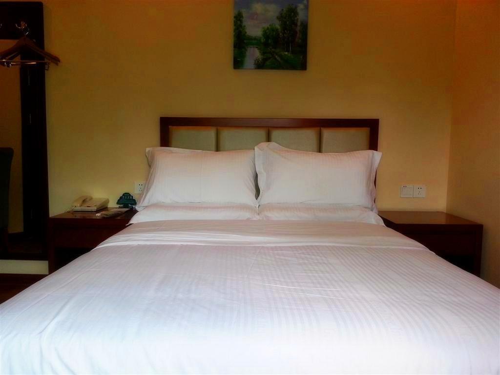 Greentree Inn Sanya He Ping Street Hotel Camera foto