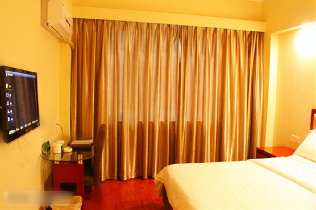 Greentree Inn Sanya He Ping Street Hotel Camera foto